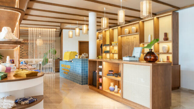 009gZelPuntaCana-Concept Store Reception 1280px