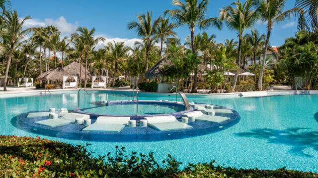 305cZelPuntaCana-Main Pool 1280px